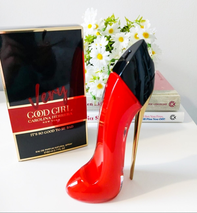 Buy Carolina Herrera Very Good Girl Eau de Parfum - 30ml
