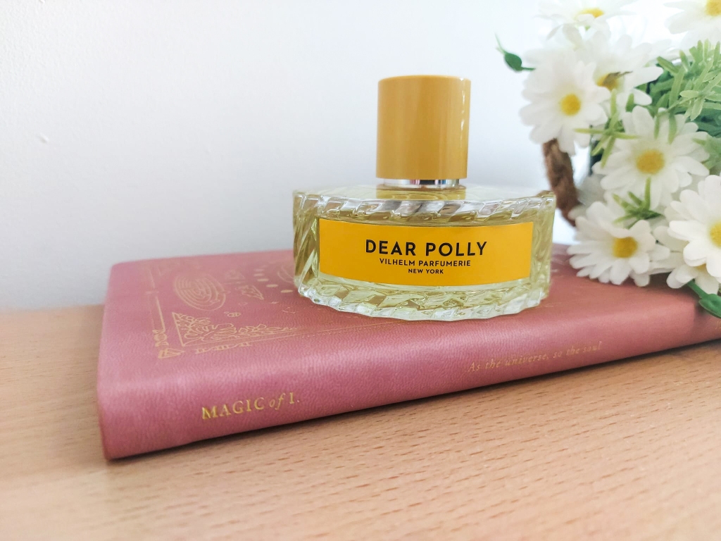 Perfume Review: Dear Polly by Vilhelm Parfumerie